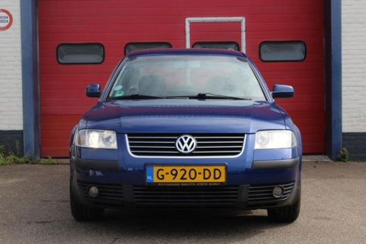 Volkswagen Passat - 2.0 Comfortline Airco, APK 12/2020, ESP - 1