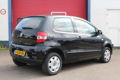 Volkswagen Fox - 1.2 Trendline , Airco, nieuwe APK bij aflevering - 1 - Thumbnail