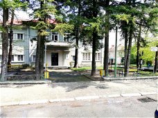 Te renoveren woning met 2 verdiepingen in het dorp Podvis