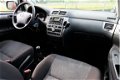 Toyota Avensis Verso - 2.0i Linea Luna Clima/Dealer onderhouden/APK sept 2020 - 1 - Thumbnail