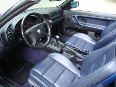 BMW 3-serie Cabrio - 318i Executive NAP - 1