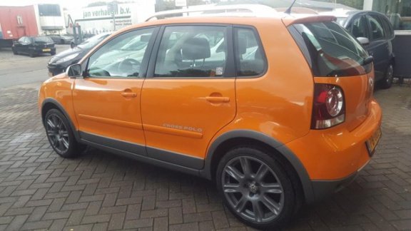 Volkswagen Polo - 1.4-16V Cross airco 17 inch lmv apk - 1