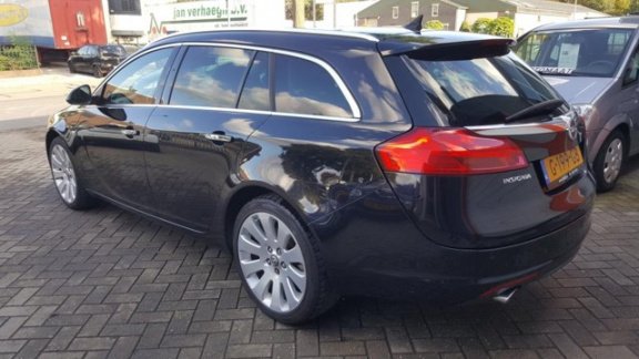 Opel Insignia Sports Tourer - 2.0 T Edition 4x4 leder clima pdc enz - 1