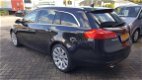 Opel Insignia Sports Tourer - 2.0 T Edition 4x4 leder clima pdc enz - 1 - Thumbnail