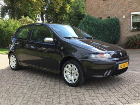 Fiat Punto - 1.2-16V SportSound met airco & weinig ECHTE KM's - 1