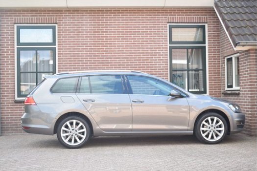 Volkswagen Golf Variant - 1.4 TSI 140pk DSG Highline Xenon Ecc Pdc Leder Massage Navigatie - 1