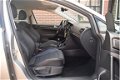 Volkswagen Golf Variant - 1.6 TDI 110pk Highline Ecc Pdc Camera Leder Massage Navigatie - 1 - Thumbnail