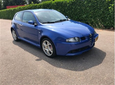 Alfa Romeo 147 - 3.2 V6 GTA / Leer / Airco - 1