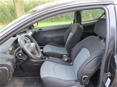 Peugeot 206 - 1.4 HDi X-line Bj 2004, Nieuwe Apk Aflevering, Zeer Zuinig