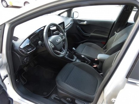 Ford Fiesta - 1.1 85pk Titanium + Navigatie Apple Carplay - 1