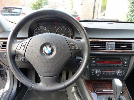 BMW 3-serie - 318i Executive Automaat - 1