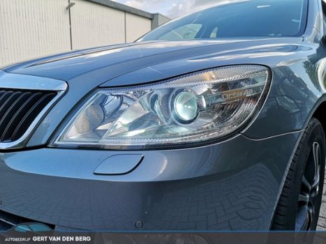 Skoda Octavia - 1.2 TSI Business DSG| NAVI| PDC| XENON| - 1