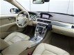 Volvo V70 - D5 AWD AUT Momentum Navi / Leer / 18'' - 1 - Thumbnail