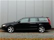 Volvo V70 - D5 AWD AUT Momentum Navi / Leer / 18'' - 1 - Thumbnail