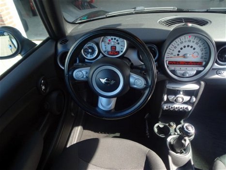 Mini Mini Cabrio - 1.6 120pk Cooper Pepper Airco, Elek. kap, Lmv - 1