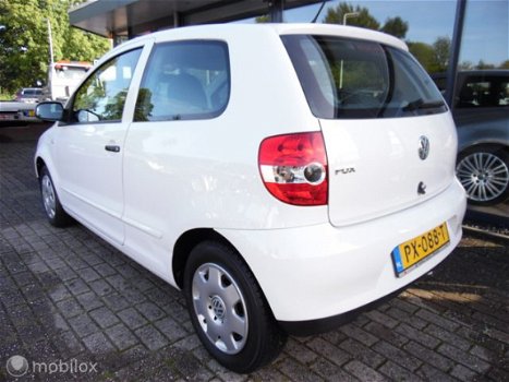 Volkswagen Fox - 1.2 Trendline 113DKM - 1