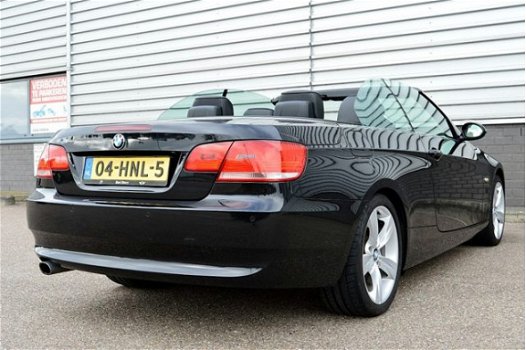 BMW 3-serie Cabrio - 320i High Executive RIJKLAAR PRIJS-GARANTIE Navigatie Leder interieur Xenon - 1