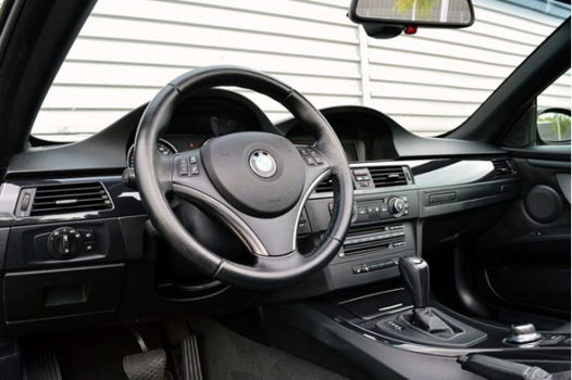 BMW 3-serie Cabrio - 320i High Executive RIJKLAAR PRIJS-GARANTIE Navigatie Leder interieur Xenon - 1