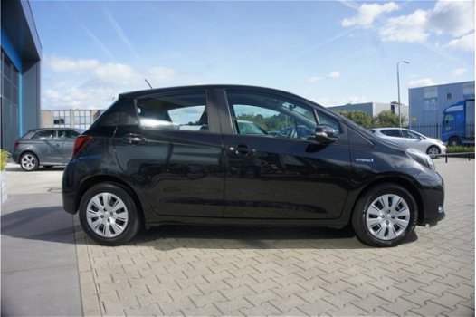 Toyota Yaris - 1.5 Hybrid Aspiration CruiseControle incl 3 mnd garantie - 1