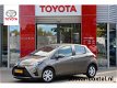 Toyota Yaris - 1.0 VVT-i Energy *NAVIGATIE / PARKEERCAMERA - 1 - Thumbnail
