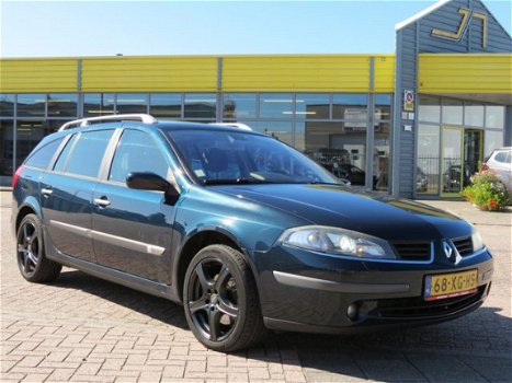 Renault Laguna Grand Tour - 2.0 dCi Tech Line - 1