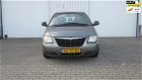 Chrysler Voyager - 2.4i SE Luxe 7persoons - 1 - Thumbnail