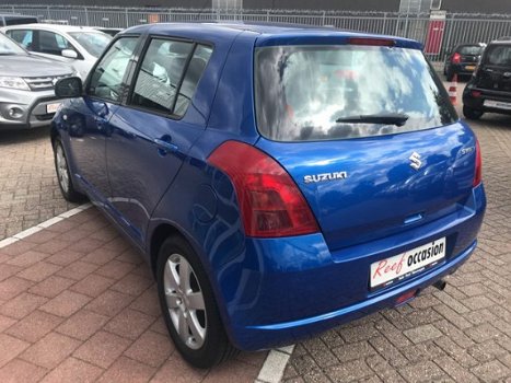 Suzuki Swift - 1.3 Comfort 5-deurs met airco en lichtmetalen velgen - 1