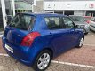 Suzuki Swift - 1.3 Comfort 5-deurs met airco en lichtmetalen velgen - 1 - Thumbnail