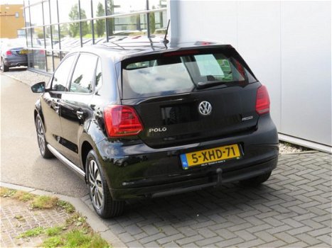 Volkswagen Polo - 1.4 TDI BlueMotion Trekhaak Navi Airco Bluetooth Cruise - 1