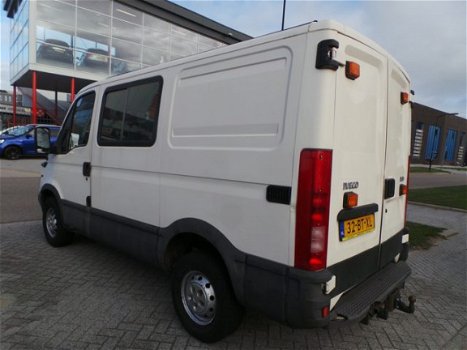 Iveco Daily - 35 S 10 DC L1H1 6 persoons - 1