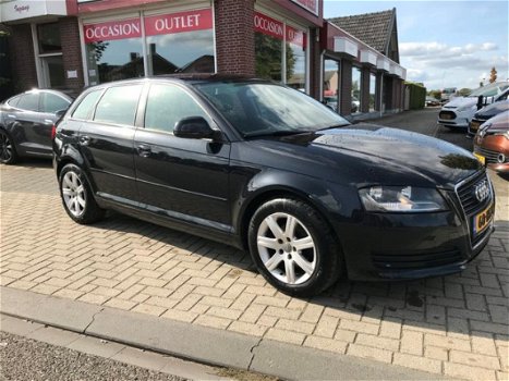 Audi A3 Sportback - 1.9 TDIe Attraction Pro Line Business /Clima - 1
