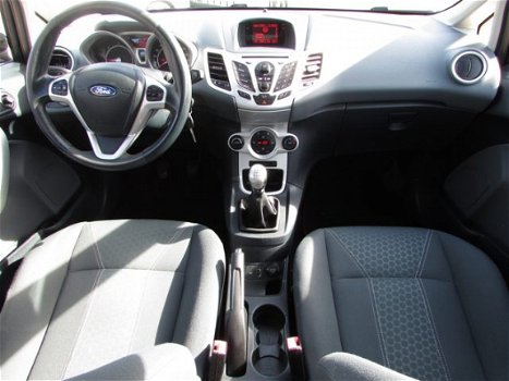 Ford Fiesta - 1.6 TDCi Titanium CRUISE CONTROL|ECC/AIRCO|PDC|TREKHAAK|LM-VELGEN - 1