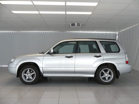 Subaru Forester - 2.0 Luxury AWD Clima | Cruise | Panoramadak | Trekhaak | Pdc | lm velgen - 1