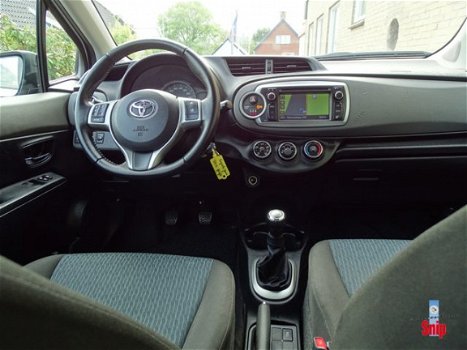 Toyota Yaris - 1.0 VVT-i Aspiration Navi + Camera + PDC +Airco - 1