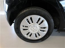 Volkswagen Up! - 1.0 move up BlueMotion 5DRS Airco/Navigatie/Bluetooth/Radio-cd
