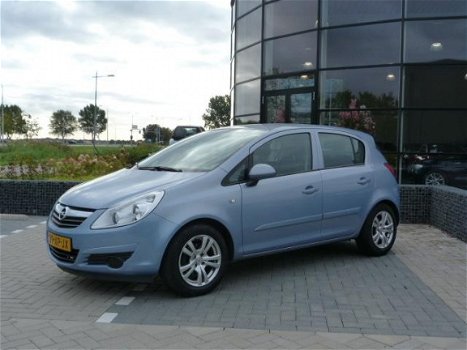 Opel Corsa - 1.4-16V Enjoy 5 Deurs, Airco EINDEJAARSAANBIEDING - 1