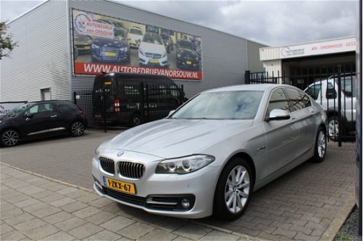 BMW 5-serie - 520d High Executive Automaat Massage&Memory Sportinterieur 18Inch Leder Navi-pro Xenon - 1