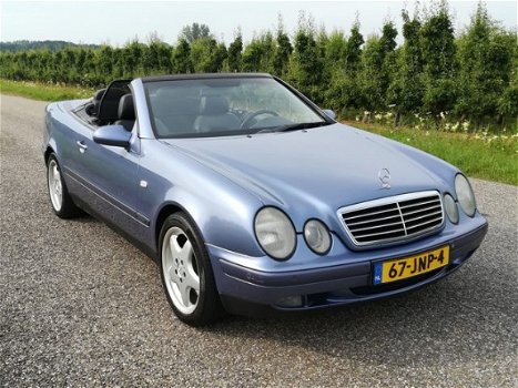 Mercedes-Benz CLK-klasse Cabrio - 320 Automaat Navi Leder Cruisecontrol - 1