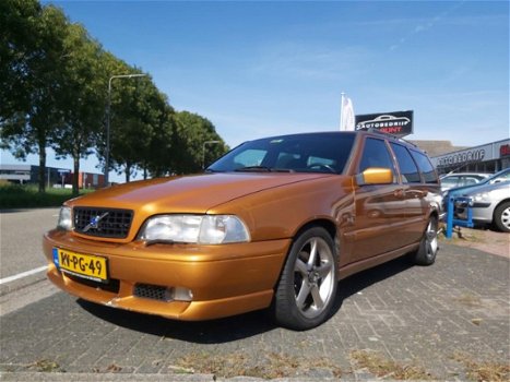 Volvo V70 - 2.3 T-5 Exclusive R | Toekomstig collectors item - 1