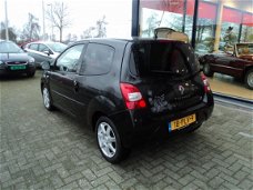 Renault Twingo - 1.2-16V Miss Sixty airconditioning