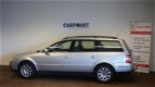 Volkswagen Passat Variant - 2.0-20V Highline 2004 Clima*Pdc*Elek Pakket*Lm velg*Apk Nieuw - 1 - Thumbnail