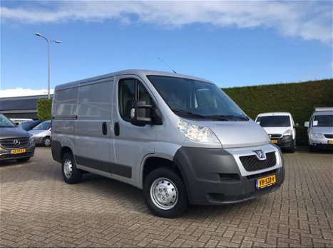 Peugeot Boxer - 2.2 HDI 131 PK / L1H1 / 1e EIG. / TREKHAAK / AIRCO / PDC / 2.500 KG AHG - 1