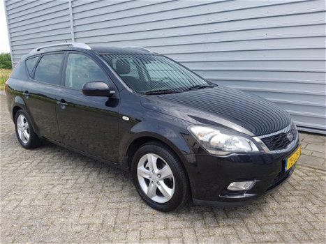 Kia Cee'd Sporty Wagon - 1.4 CVVT Seven Navi / Clima / Cruise - 1