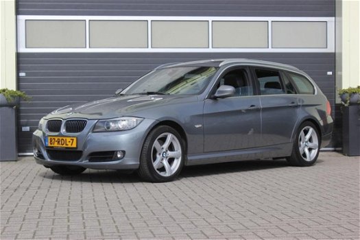 BMW 3-serie Touring - 325i Luxury Line 3.0 Navi Leer Trekhaak - 1