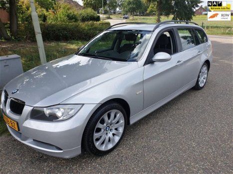 BMW 3-serie Touring - 318d Zeer netjes apk 09-2020 - 1