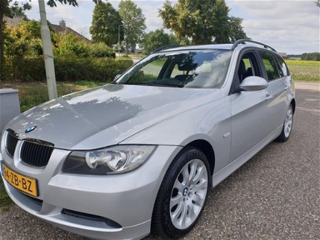 BMW 3-serie Touring - 318d Zeer netjes apk 09-2020 - 1