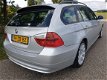 BMW 3-serie Touring - 318d Zeer netjes apk 09-2020 - 1 - Thumbnail