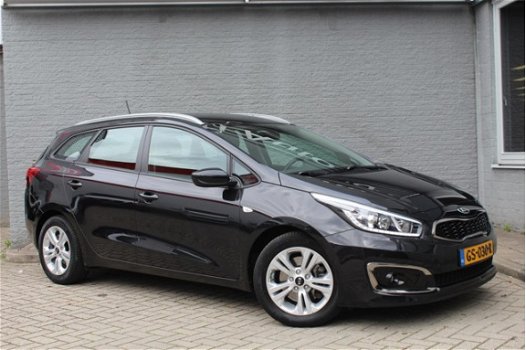 Kia Cee'd - 1.6 GDI NAV Camera 135PK First Edition Trekhaak - 1