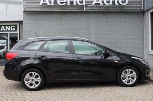 Kia Cee'd - 1.6 GDI NAV Camera 135PK First Edition Trekhaak - 1