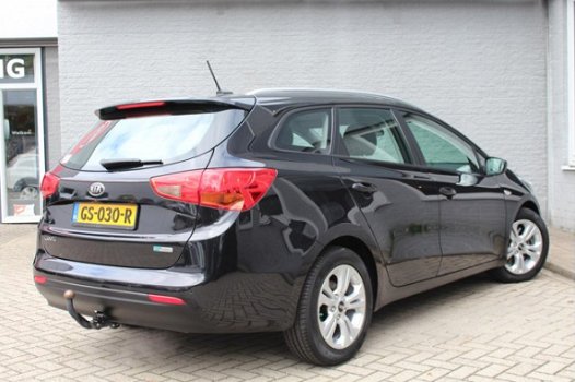 Kia Cee'd - 1.6 GDI NAV Camera 135PK First Edition Trekhaak - 1